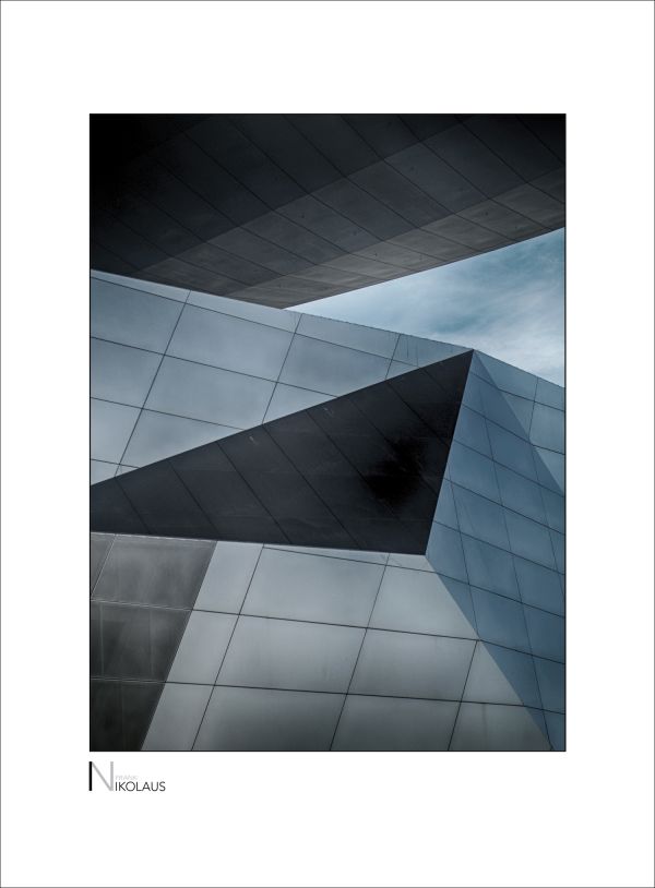 Detail der Fassade der BMW-Welt München