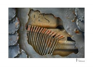 Detail aus der Skulptur "Krakenauto" von Sigi Ulmer im Buchheim Museum, Bernried