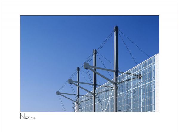 Stahlträger der Wartungshalle Flughafen München