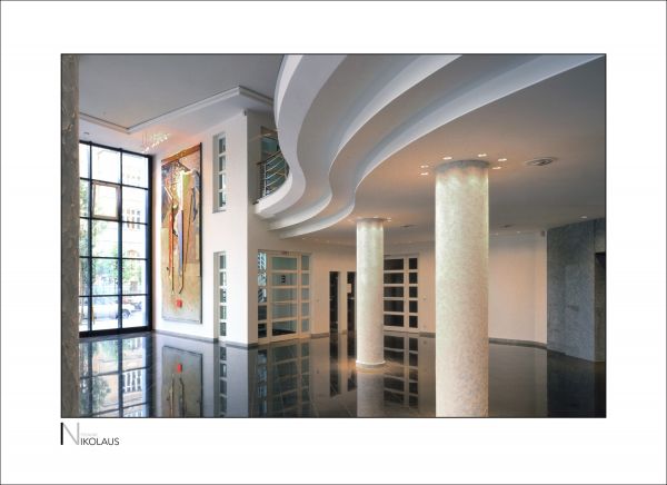 Interieurfotografie des Foyers VHV Versicherung in München